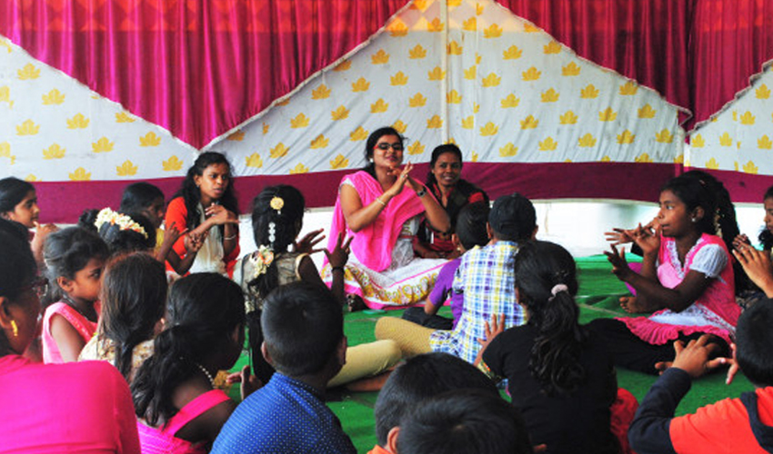 DIARY OF SUMMER CAMP WITH CHILDREN OF WASTEPICKERS